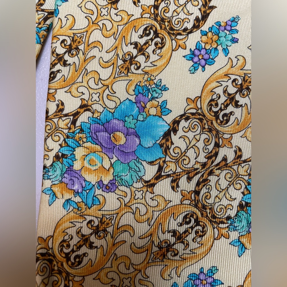 Vintage Gianni Versace Baroque Floral Bouquet‎ 100% Silk Tie READ B1 - Picture 3 of 6